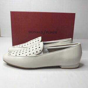 Donald Pliner Wome honey leather flat loafer size 10 New w/box